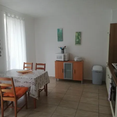 Fenyves 2 **** Apartament *