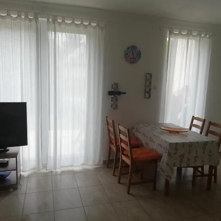 Fenyves 2 **** Apartmán Balatonfenyves