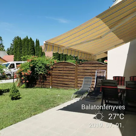 Fenyves 2 **** Apartmán