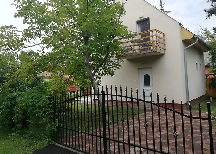 Fenyves 2 **** Appartement Balatonfenyves